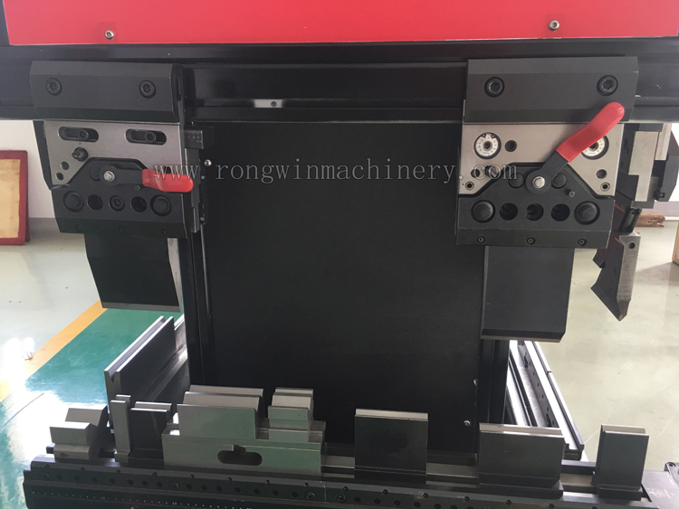 cheap sheet metal bending press with good price for metal processing-11